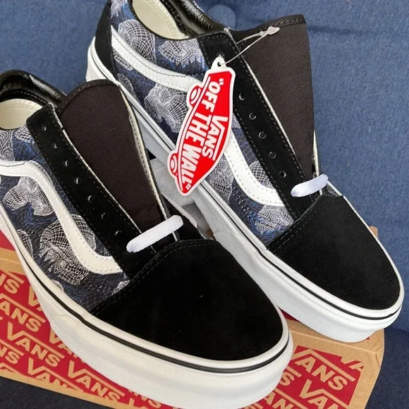 Vans Old Skool Wireframe Skulls Black True White WMNS - Picture 7 of 16